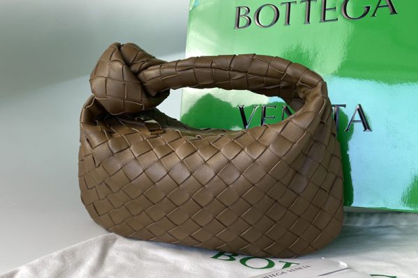 Replica Bottega Veneta 609409 Mini Jodie Rounded hobo bag in Dark Coffee Intrecciato leather