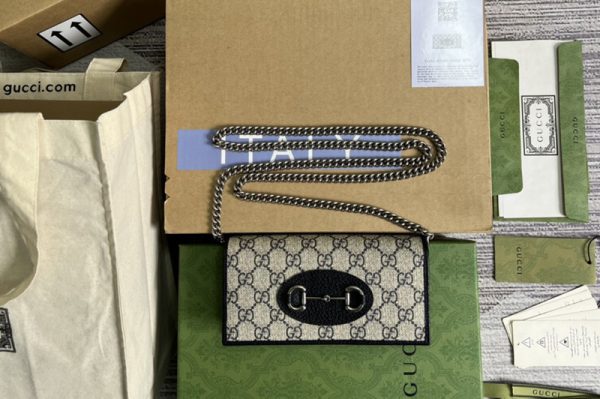 Replica Gucci 621892 Gucci Horsebit 1955 wallet with chain in Beige and blue GG Supreme canvas