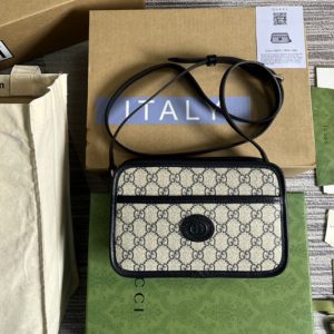 Replica Gucci 658572 GG shoulder bag in Beige and blue GG Supreme canvas