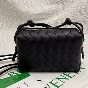 Replica Bottega Veneta 666683 Loop cross-body mini bag in Black Intrecciato leather