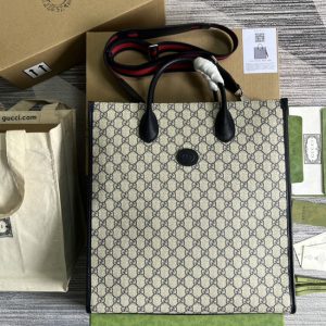 Replica Gucci 674155 Medium tote with Interlocking G in Beige and blue GG Supreme canvas