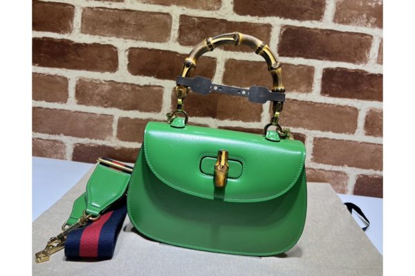 Replica Gucci ‎675797 Small top handle bag with Bamboo in Green leather