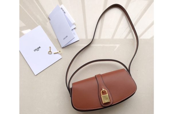 Replica Celine 10I593 CLUTCH ON STRAP IN Tan SMOOTH CALFSKIN