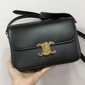 Replica Celine 187363 medium triomphe bag in Black shiny calfskin