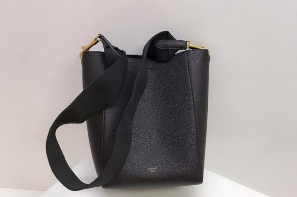 Replica Celine 189303 sangle small bucket bag in Black soft grained calfskin