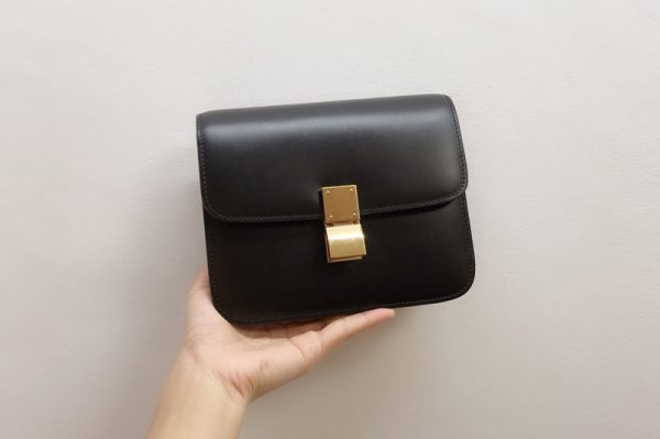 Replica Celine 192523 TEEN CLASSIC BAG IN Black BOX CALFSKIN