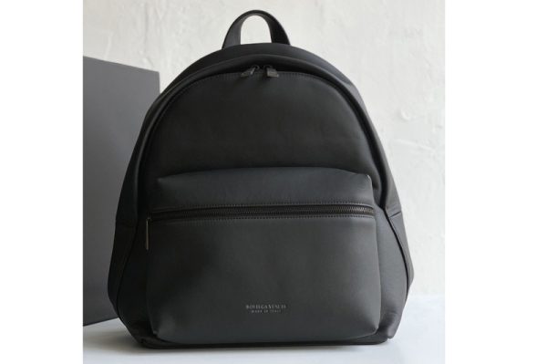 Replica Bottega Veneta 599634 BV Backpack In Matt-finish leather