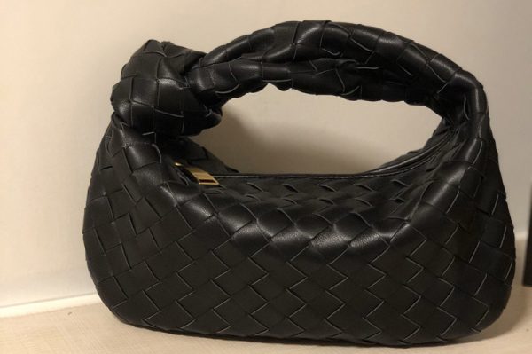 Replica Bottega Veneta 609409 Mini BV Jodie hobo bag in Black Lambskin Leather