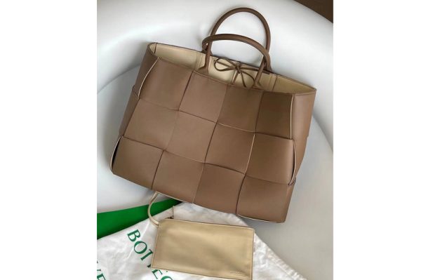 Replica Bottega Veneta 611561 Arco Tote Bag in Brown Nappa leather