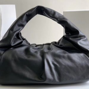 Replica Bottega Veneta 610524 The shoulder Pouch bag in Black Calfskin Leather