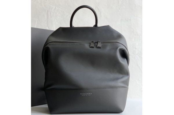 Replica Bottega Veneta 612064 BV Backpack In Black Calfskin Leather