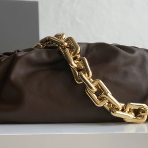 Replica Bottega Veneta 620230 BV The Chain Pouch Shoulder bag in Coffee Calfskin Leather