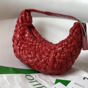 Replica Bottega Veneta 620917 Banana Hobo bag in Dark Red handwoven Calfskin leather