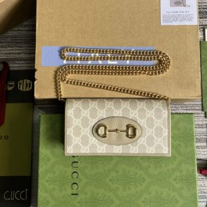 Replica Gucci 621892 Gucci Horsebit 1955 wallet with chain in Beige and white GG Supreme canvas