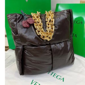 Replica Bottega Veneta 631257 Chain Tote bag in Fondant padded Intrecciato Calf leather