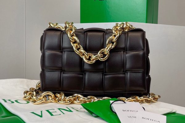 Replica Bottega Veneta 631421 The Chain Cassette bag in maxi Fondant Intrecciato Nappa leather With Gold Chain