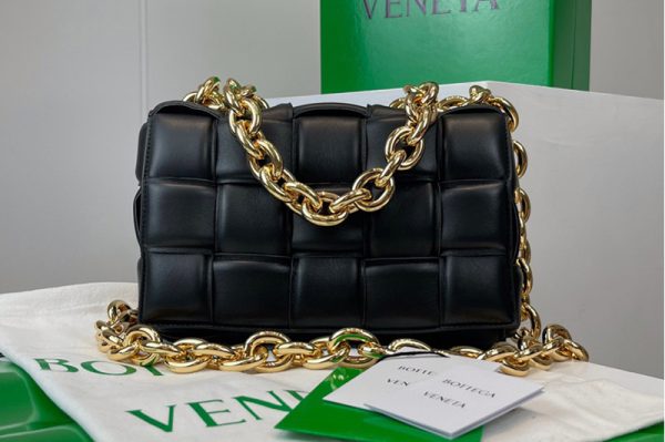 Replica Bottega Veneta 631421 The Chain Cassette bag in maxi Black Intrecciato Nappa leather With Gold Chain