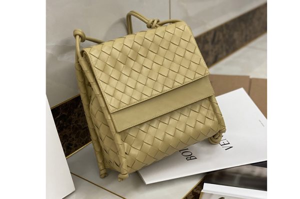 Replica Bottega Veneta 631463 The Small Fold Crossbody back in soft Yellow Nappa Leather