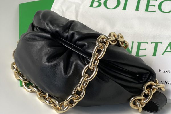 Replica Bottega Veneta 651445 Belt Chain Pouch in Black Nappa leather