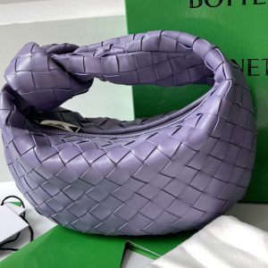 Replica Bottega Veneta 651876 Mini Jodie boho bag in Purple Intrecciato Nappa leather