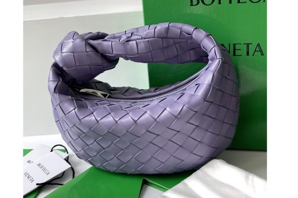 Replica Bottega Veneta 651876 Mini Jodie boho bag in Purple Intrecciato Nappa leather