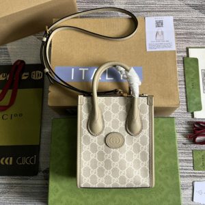 Replica Gucci ‎671623 Mini tote bag with Interlocking G in Beige and white GG Supreme canvas