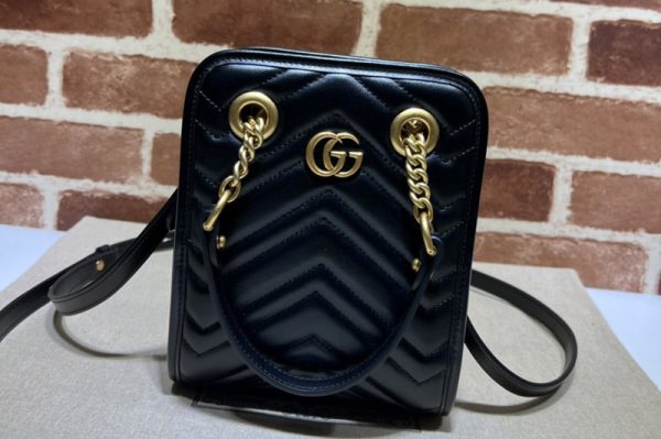 Replica Gucci 696123 GG Marmont matelassé mini bag in Black matelasse chevron leather