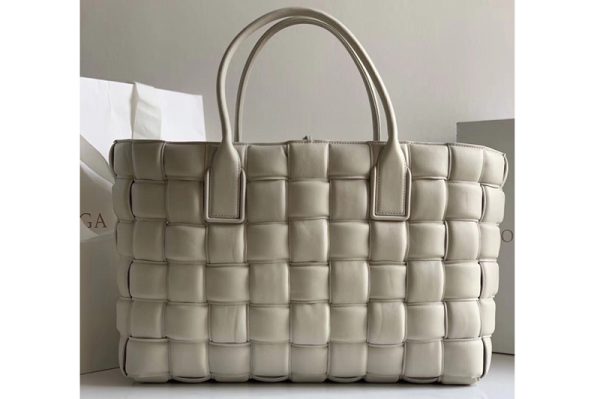 Replica Bottega Veneta Maxi Intreccio Big Tote Bag in White Lambskin leather