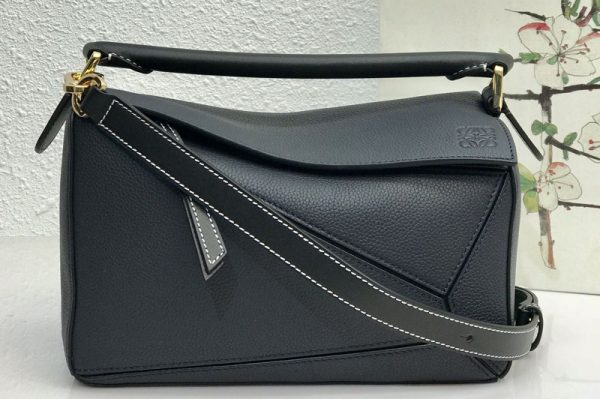 Replica Loewe Small Puzzle bag in Black classic calfskin