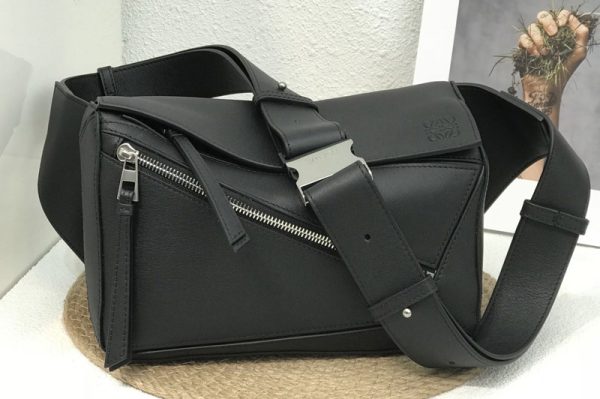 Replica Loewe Small Puzzle Bumbag in Black classic calfskin