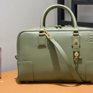 Replica Loewe Amazona 28 bag in Green nappa calfskin