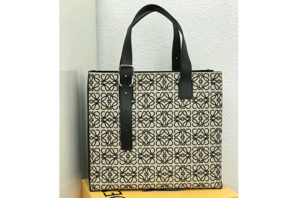 Replica Loewe Buckle Tote in Ecru/Black Anagram jacquard and calfskin