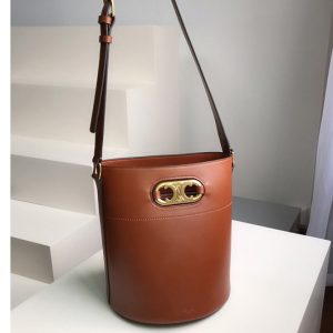 Replica Celine 193043 bucket maillon triomphe Bag in Caramel natural calfskin