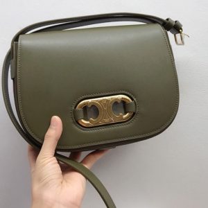 Replica Celine 193043 medium maillon triomphe Bag in Green natural calfskin Leather