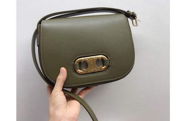 Replica Celine 193043 medium maillon triomphe Bag in Green natural calfskin Leather