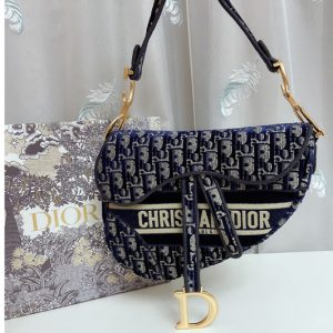 Replica Christian Dior M0446 Dior Saddle bag in Blue Dior Oblique Embroidery