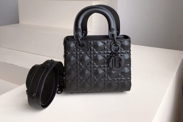 Replica Dior M0538 Small Lady Dior My ABCDior bag in Black Cannage Calfskin with Diamond Motif