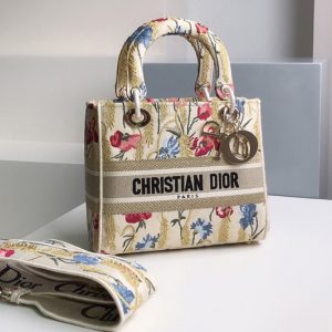 Replica Christian Dior M0565 Dior Medium Lady d-lite bag in Dior Embroidery