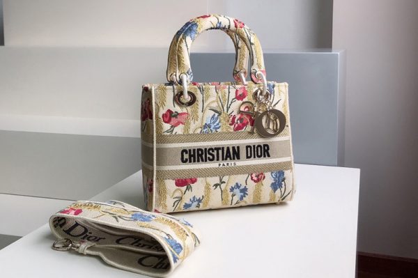 Replica Christian Dior M0565 Dior Medium Lady d-lite bag in Dior Embroidery