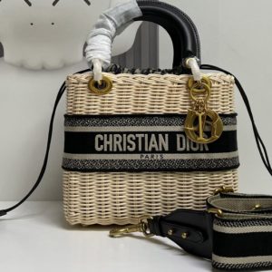 Replica Christian Dior M0565 Medium Lady Dior handbag in Natural Wicker and Blue Dior Oblique Jacquard