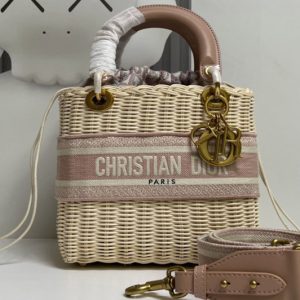 Replica Christian Dior M0565 Medium Lady Dior handbag in Natural Wicker and Pink Dior Oblique Jacquard