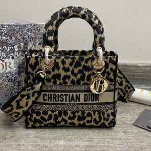 Replica Christian Dior M0565 Dior Medium Lady d-lite bag in Gray Mizza Embroidery