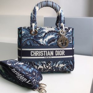 Replica Christian Dior M0565 Dior Medium Lady d-lite bag in Blue Dior Palms Embroidery