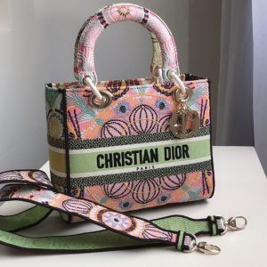 Replica Christian Dior M0565 Dior Medium Lady d-lite bag in Multicolor Dior in Lights Embroidery