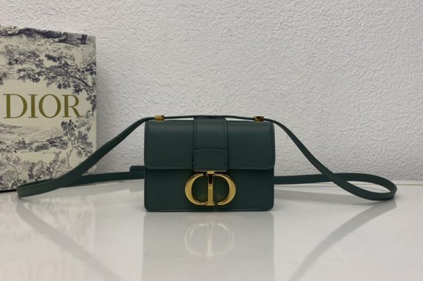 Replica Christian Dior M1210 Dior 30 Montaigne mini bag in Green Box Calfskin