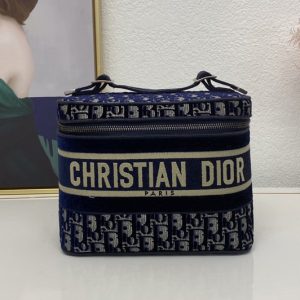 Replica Christian Dior S5480 diortravel vanity case in Blue Dior Oblique embroidered velvet