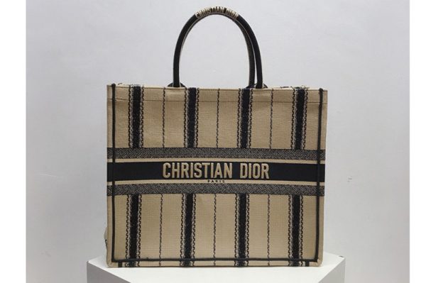 Replica Christian Dior M1286 Dior Book Tote Bag