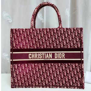 Replica Christian Dior M1286 dior book tote Bag in Burgundy Dior Oblique Embroidery