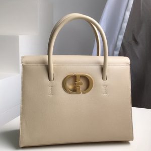 Replica Christian Dior M9306 Dior Large St Honoré tote bag in Apricot Grained Calfskin