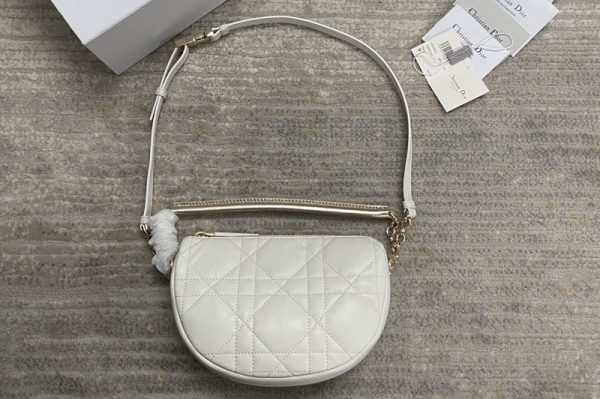 Replica Christian Dior M7200 Small Dior Vibe Hobo bag in White Cannage Lambskin